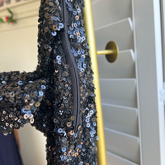 Lulus - Picture 13 of 13